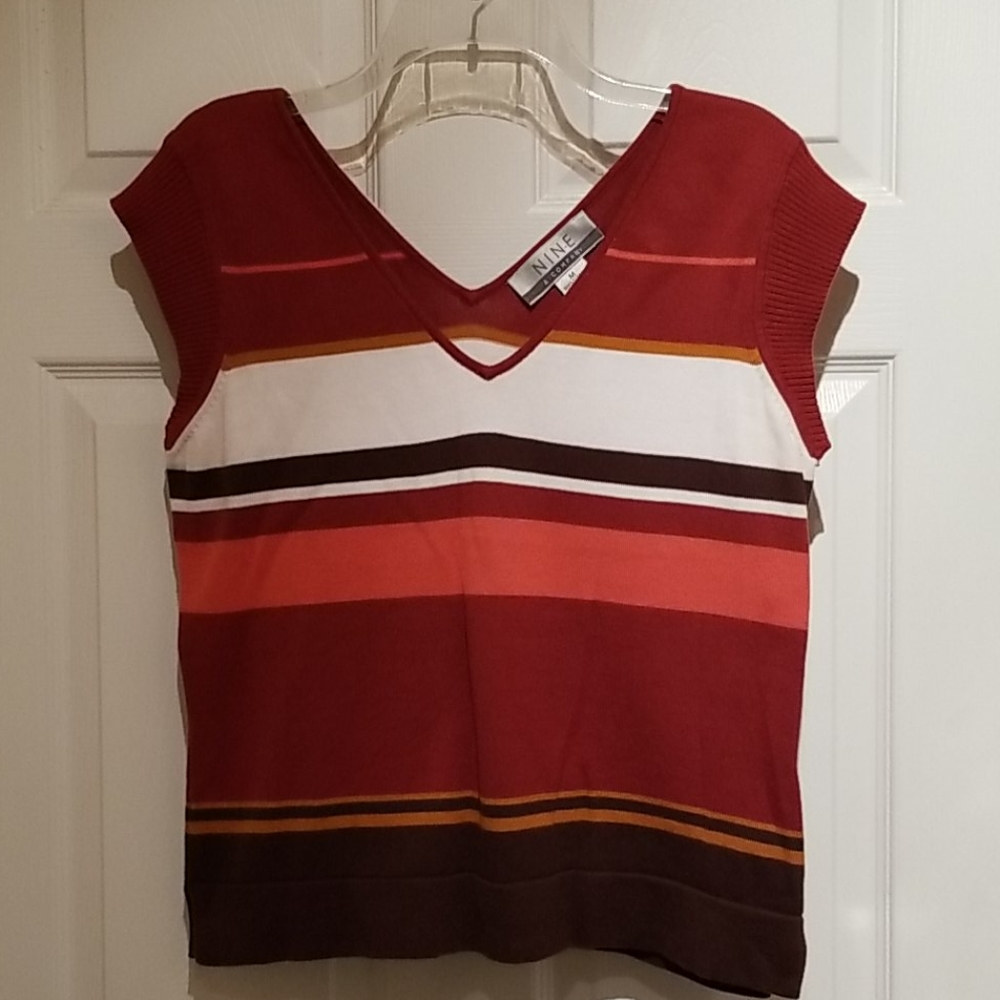 Nine West Top in like new condition